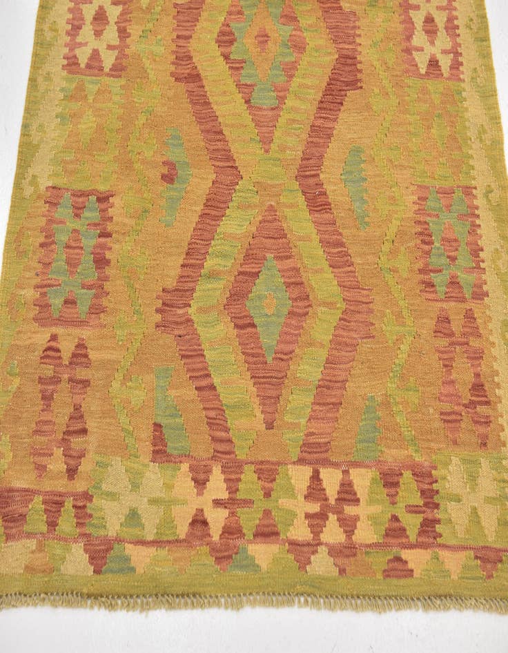 Detail image of 3' 4 x 5' Hand Woven Kilim Waziri Wool Rug
