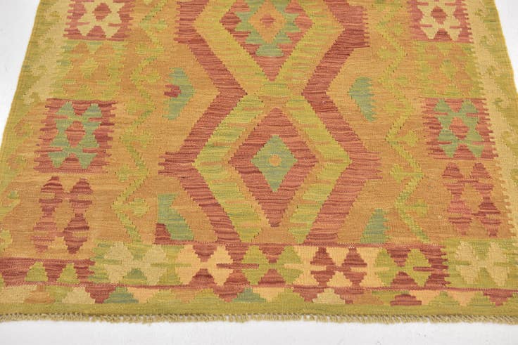 Detail image of 3' 4 x 5' Hand Woven Kilim Waziri Wool Rug