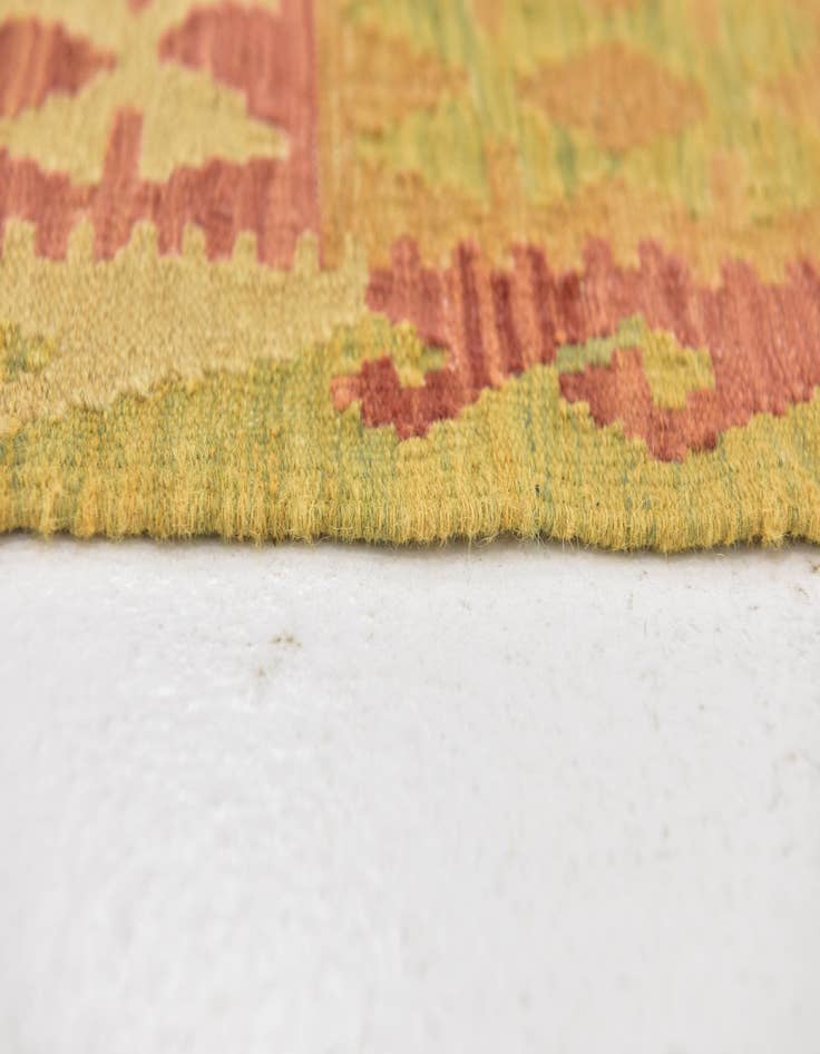 Detail image of 3' 4 x 5' Hand Woven Kilim Waziri Wool Rug