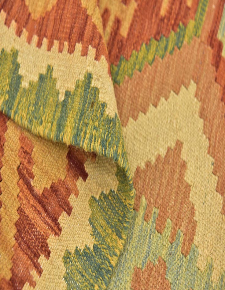Detail image of 3' 2 x 5'  Hand Woven Kilim Waziri Wool Rug
