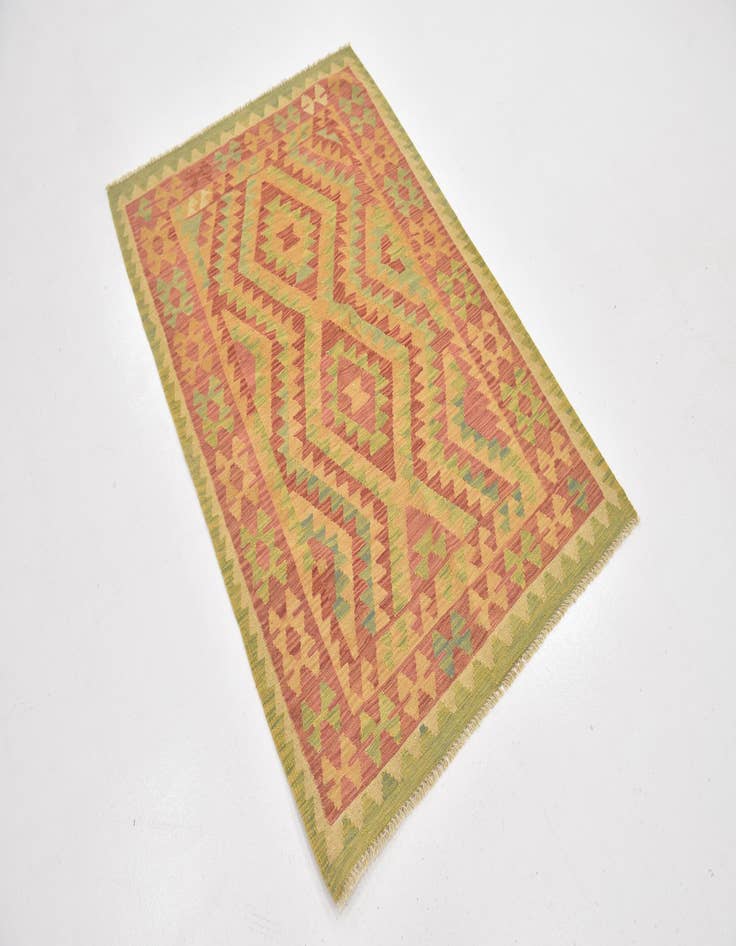 Detail image of 3' 3 x 5' Hand Woven Kilim Waziri Wool Rug