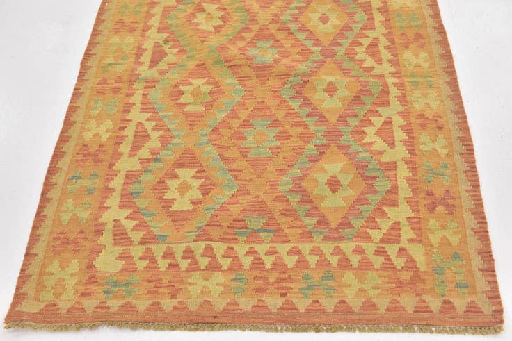 Detail image of 3' 7 x 5' Hand Woven Kilim Waziri Wool Rug