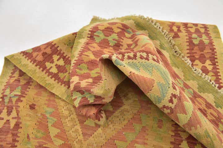 2' 8 x 4' 9 Hand Woven Kilim Waziri Wool Rug