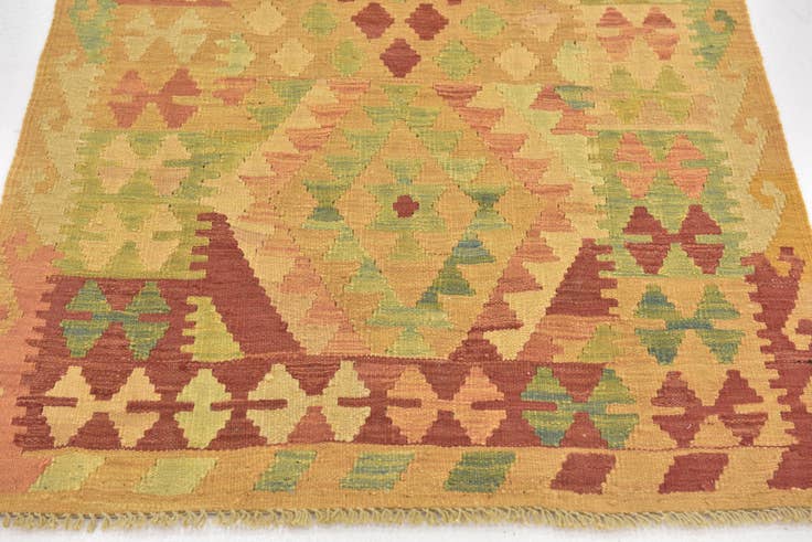 Detail image of 2' 10 x 4' 3 Hand Woven Kilim Waziri Wool Rug