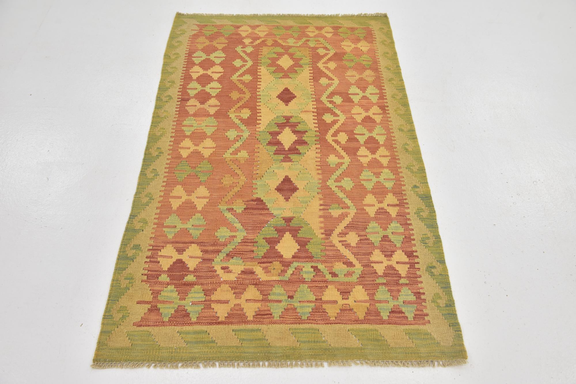 2' 8 x 4' 8 Hand Woven Kilim Waziri Wool Rug