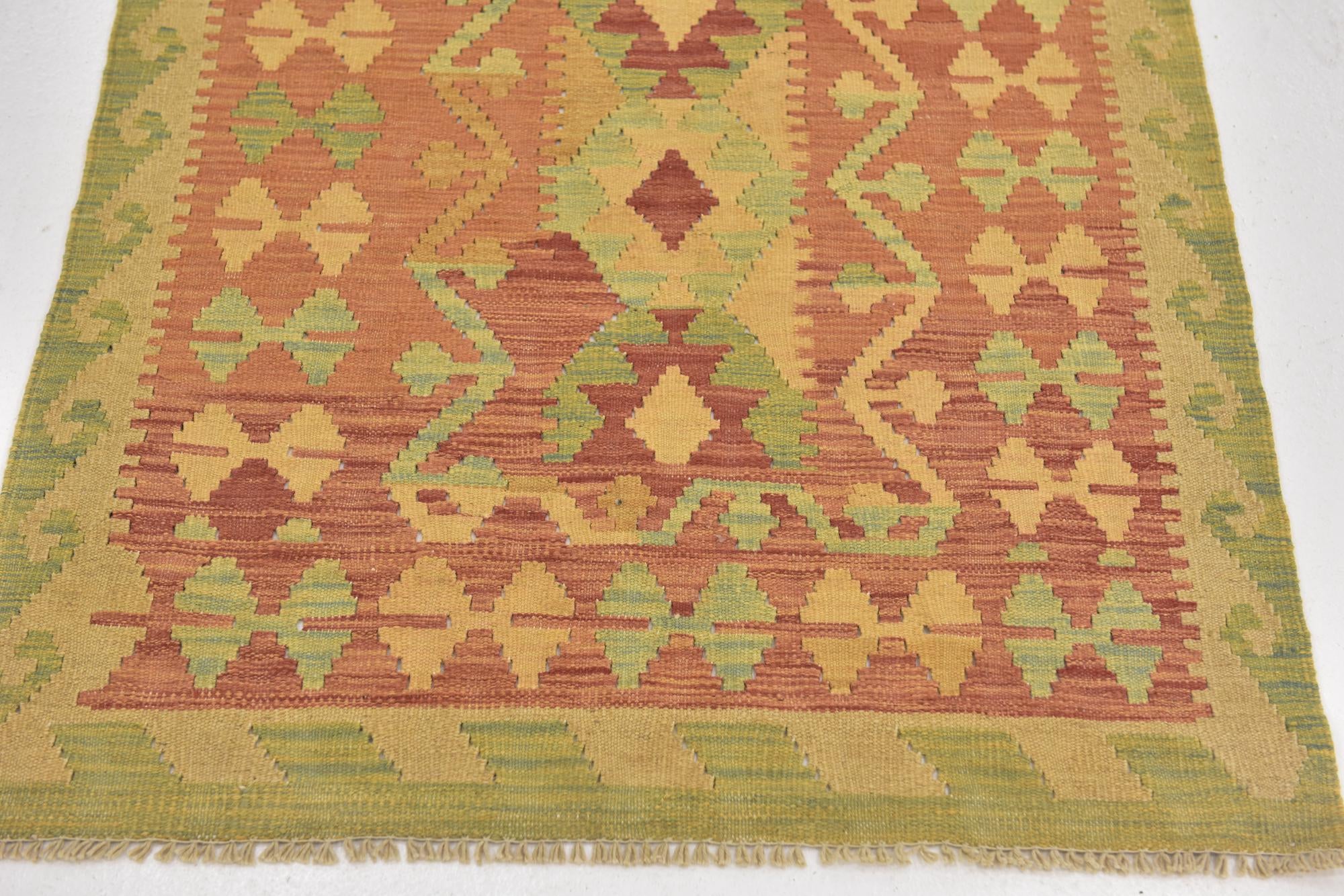 2' 8 x 4' 8 Hand Woven Kilim Waziri Wool Rug
