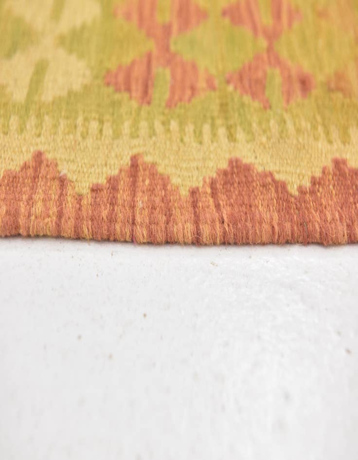 Detail image of 3' 3 x 4' 10  Hand Woven Kilim Waziri Wool Rug