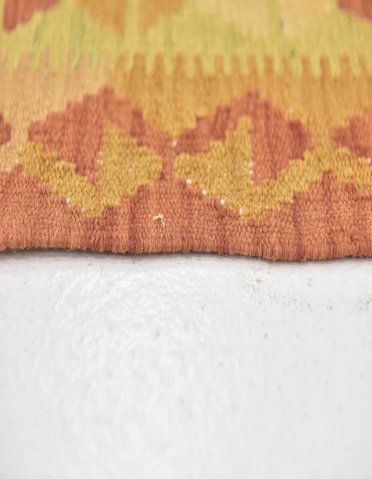 Detail image of 3' 3 x 4' 8  Hand Woven Kilim Waziri Wool Rug