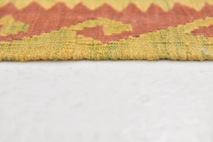 Detail image of 3' 3 x 5' 2 Hand Woven Kilim Waziri Wool Rug