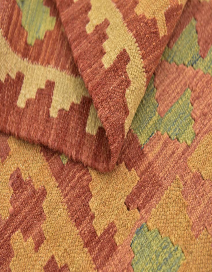 Detail image of 3' 2 x 5'  Hand Woven Kilim Waziri Wool Rug