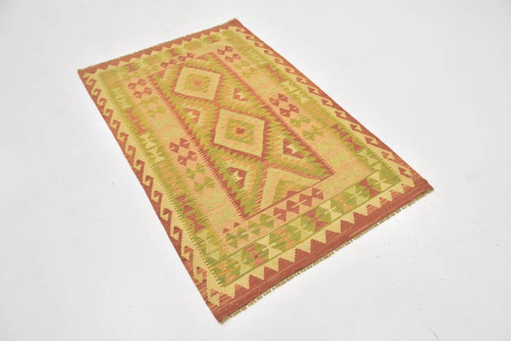 Detail image of 3' 3 x 5' Hand Woven Kilim Waziri Wool Rug