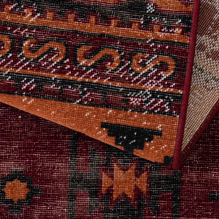 Detail image of 9' x 12' Lucerne Rug