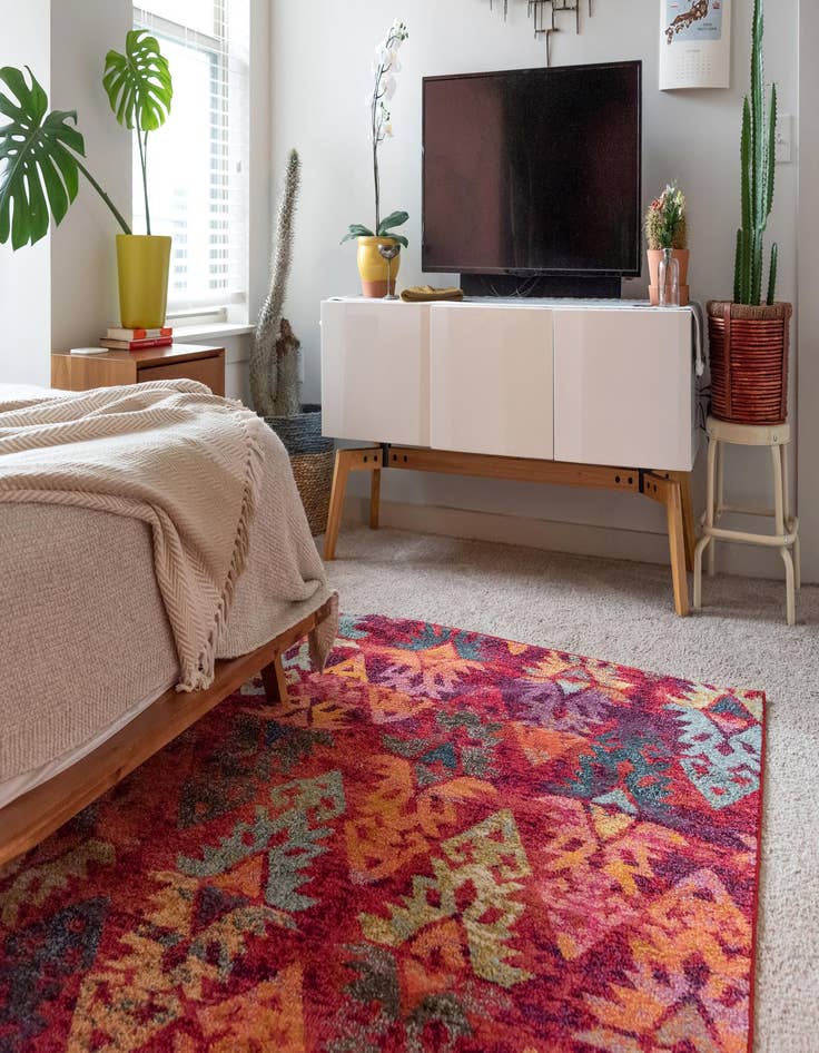 Detail image of 5' x 8' Washable Mesa Rug