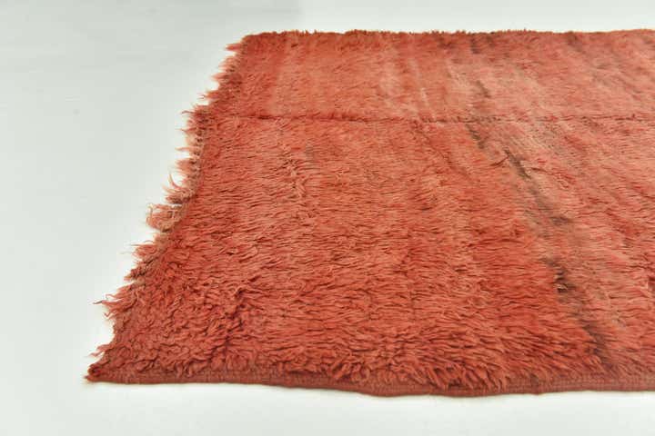 5' 9 x 6' 6 Hand Knotted Moroccan Wool Rug