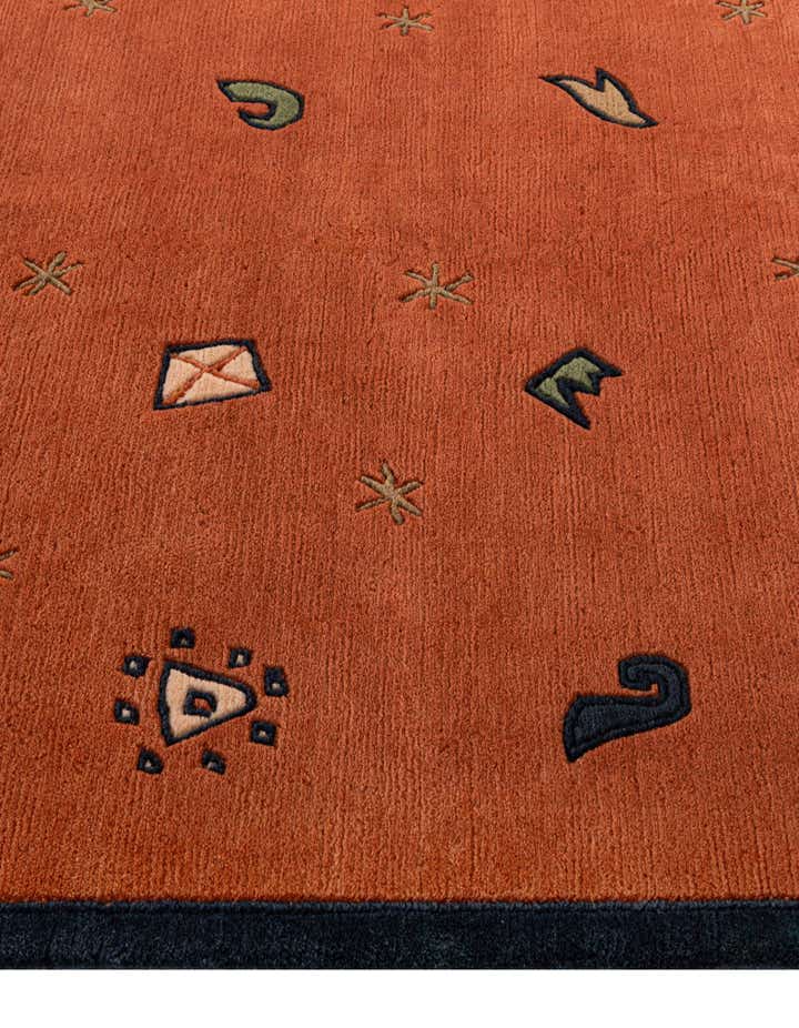 4' 8 x 6' 7 Hand Knotted Nepal Wool Rug