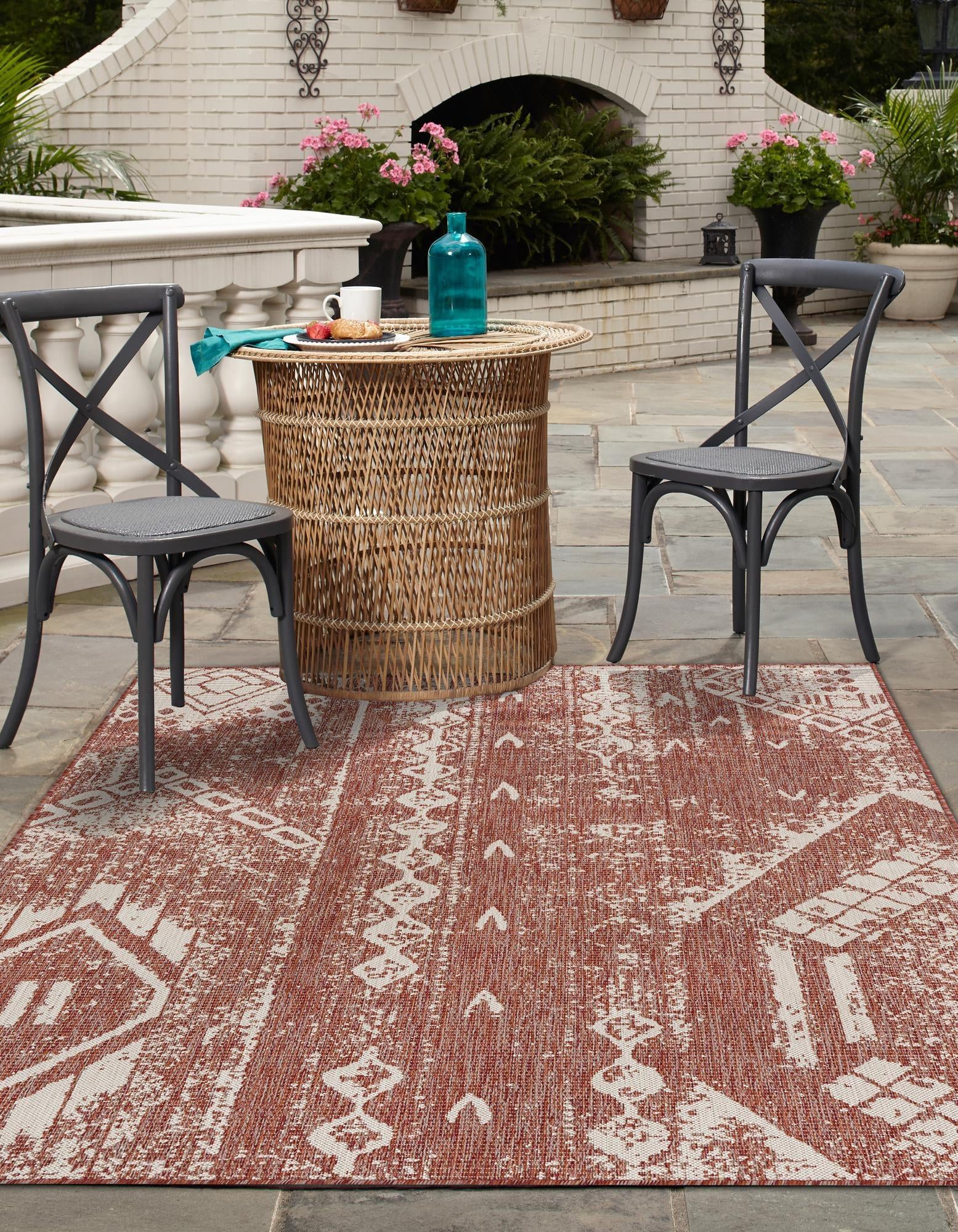 7' x 10' Easy-Clean Bohemian Indoor / Outdoor Rug