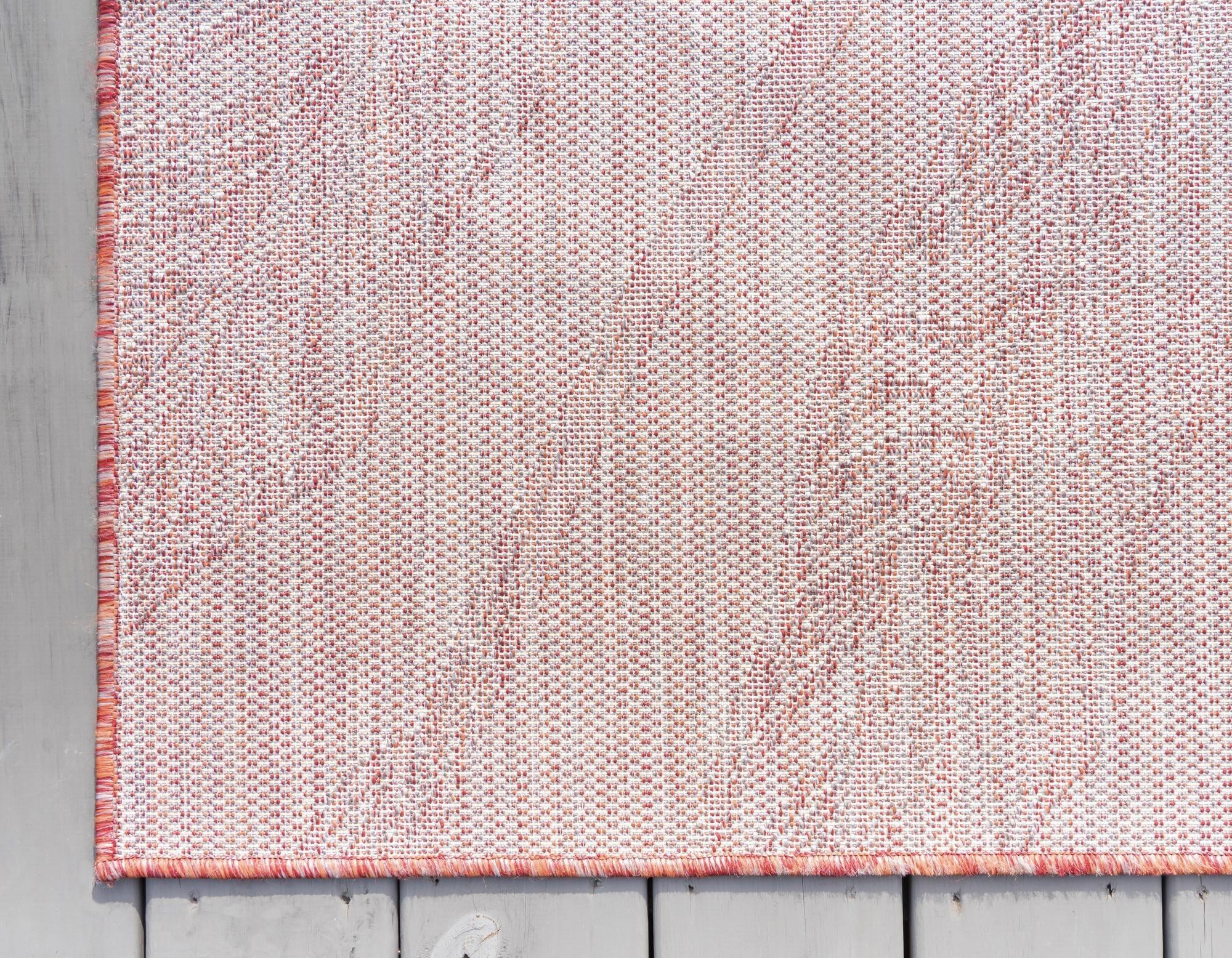 5' 3 x 8' Easy-Clean Botanical Indoor / Outdoor Rug