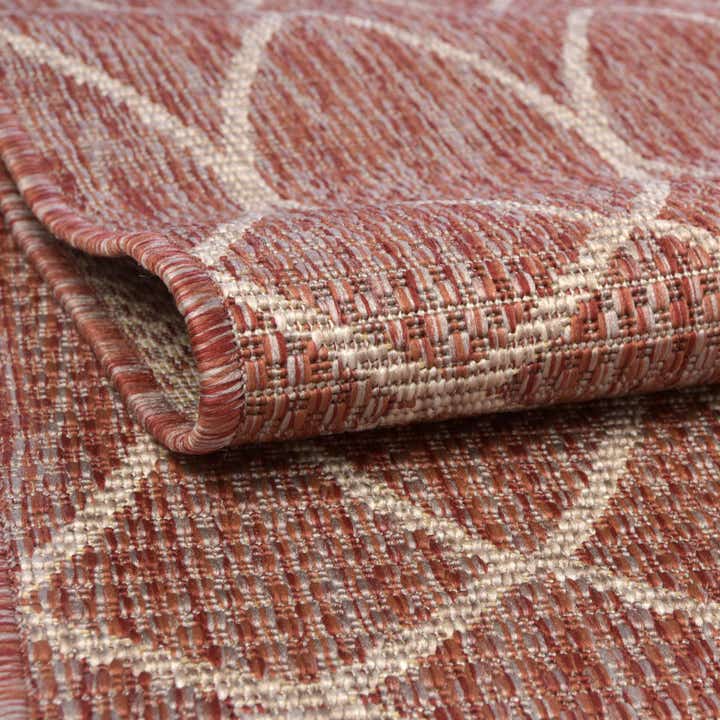 9' x 12' Easy-Clean Lattice Indoor / Outdoor Rug