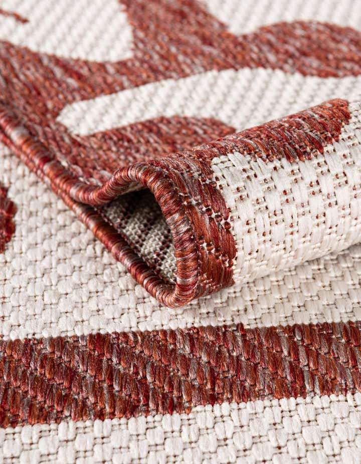 2' x 3' Easy-Clean Modern Indoor / Outdoor Rug