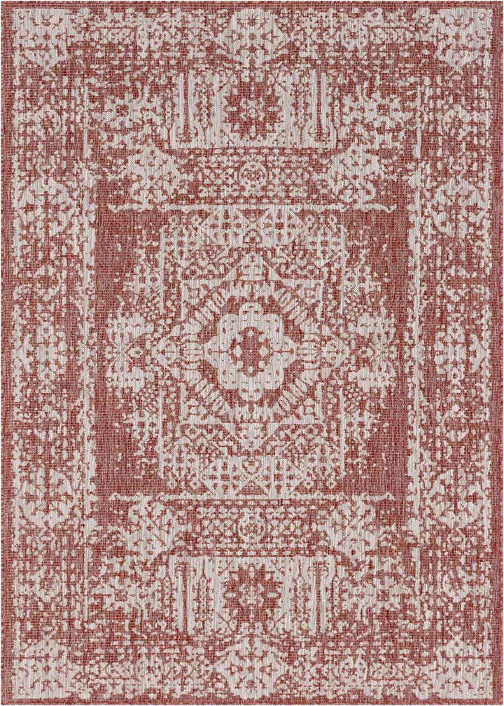 7' 10 x 11' Easy-Clean Traditional Indoor / Outdoor Rug