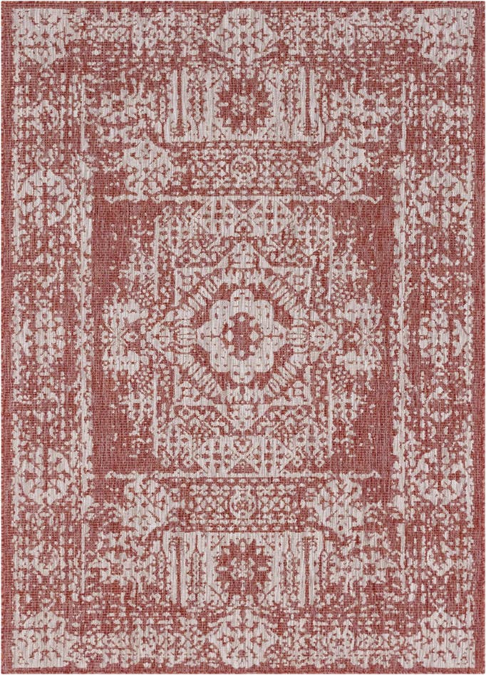 Detail image of 7' x 10' Easy-Clean Traditional Indoor / Outdoor Rug