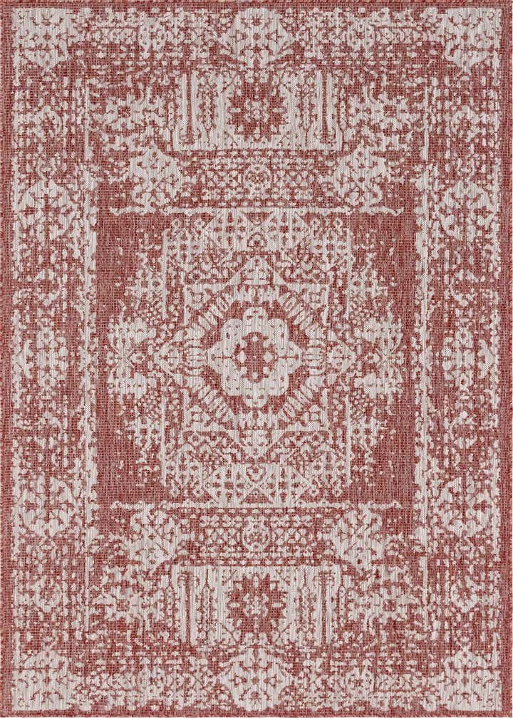 5' 3 x 8' Easy-Clean Traditional Indoor / Outdoor Rug