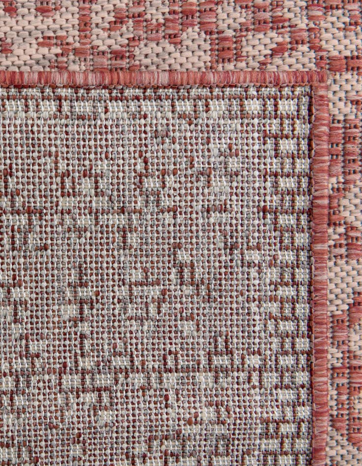 Detail image of 9' x 12' Easy-Clean Traditional Indoor / Outdoor Rug