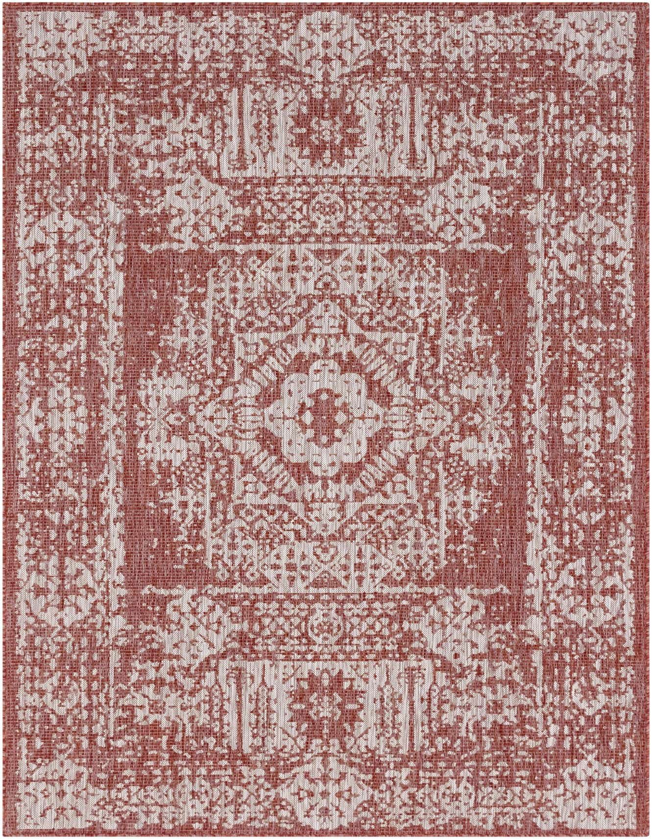 4' x 6' Easy-Clean Traditional Indoor / Outdoor Rug