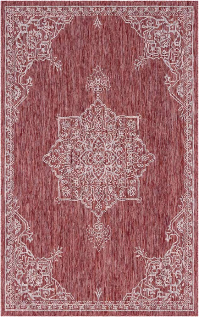 5' 3 x 8' Easy-Clean Traditional Indoor / Outdoor Rug
