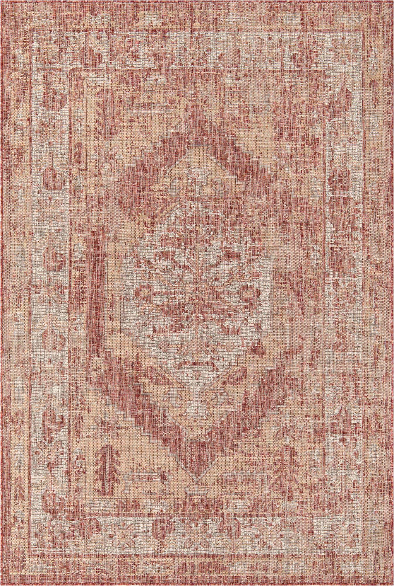 6' x 9' Easy-Clean Traditional Indoor / Outdoor Rug