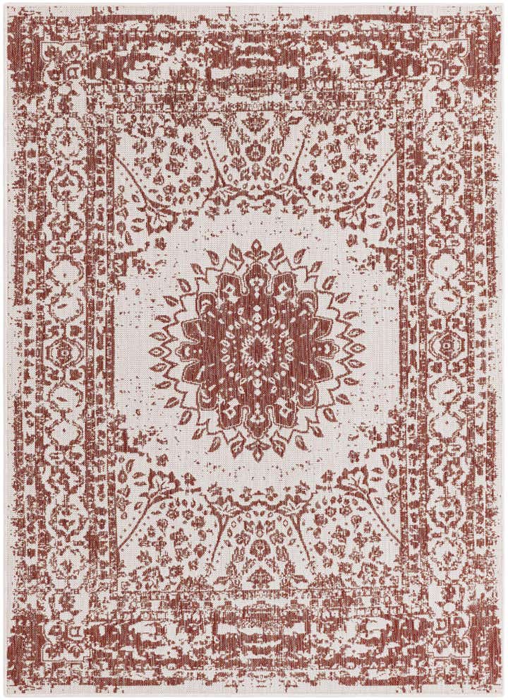 5' 3 x 7' Easy-Clean Traditional Indoor / Outdoor Rug