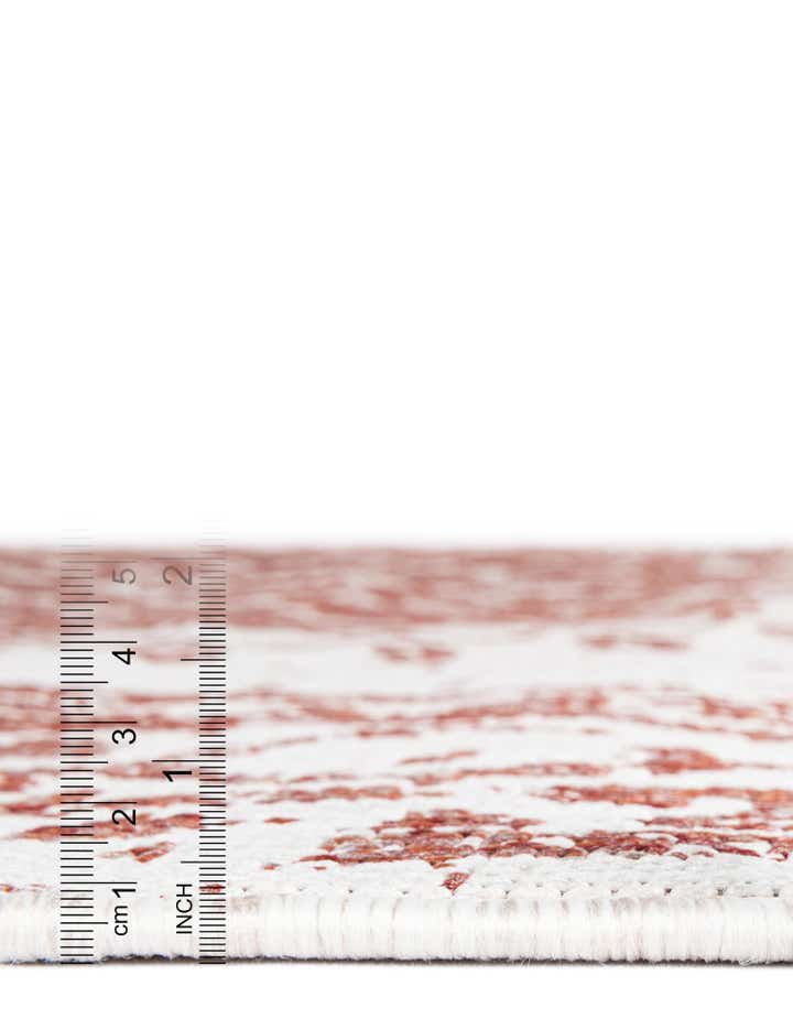 5' 3 x 8' Easy-Clean Traditional Indoor / Outdoor Rug