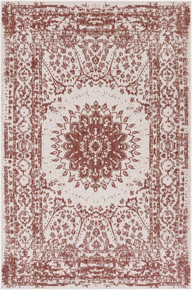 5' 3 x 8' Easy-Clean Traditional Indoor / Outdoor Rug