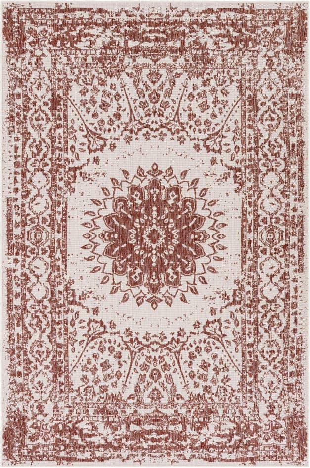 Detail image of 5' 3 x 8' Easy-Clean Traditional Indoor / Outdoor Rug