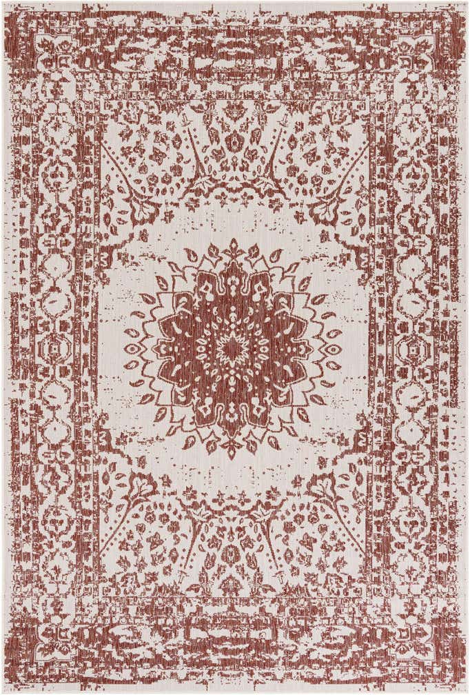 6' x 9' Easy-Clean Traditional Indoor / Outdoor Rug