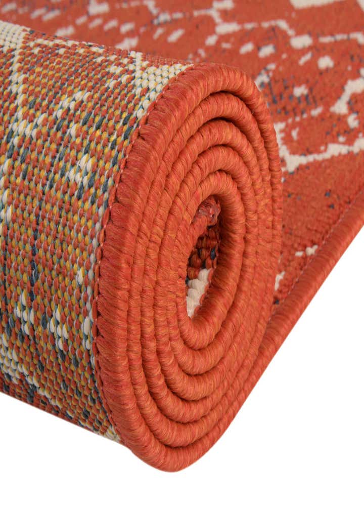 5' 3 x 8' Easy-Clean Trellis Indoor / Outdoor Rug