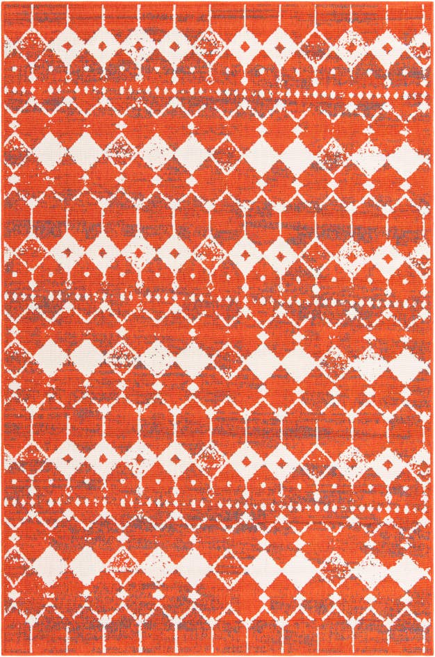 Detail image of 6' x 9' Easy-Clean Trellis Indoor / Outdoor Rug