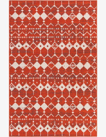 5' 3 x 8' Easy-Clean Trellis Indoor / Outdoor Rug