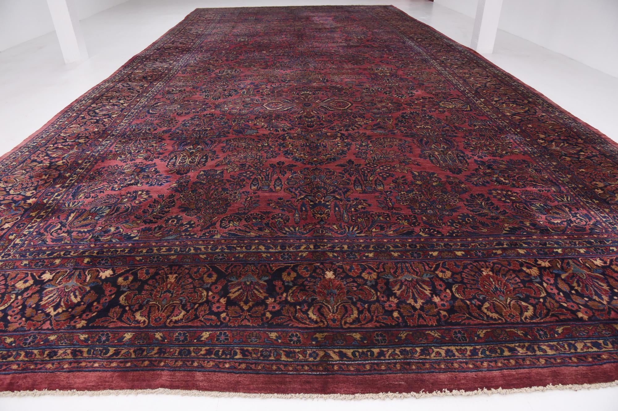 13' 6 x 29' 2 Hand Knotted Sarough Persian Wool Rug