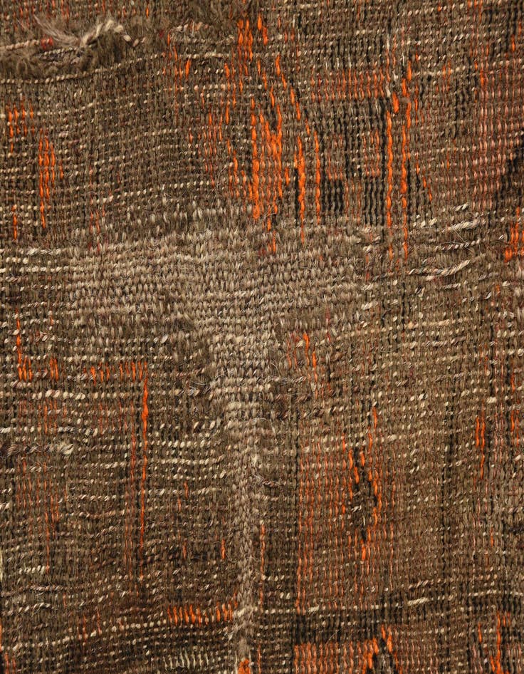 Detail image of 3' 2 x 4' 8  Hand Knotted Shiraz Persian Wool Rug