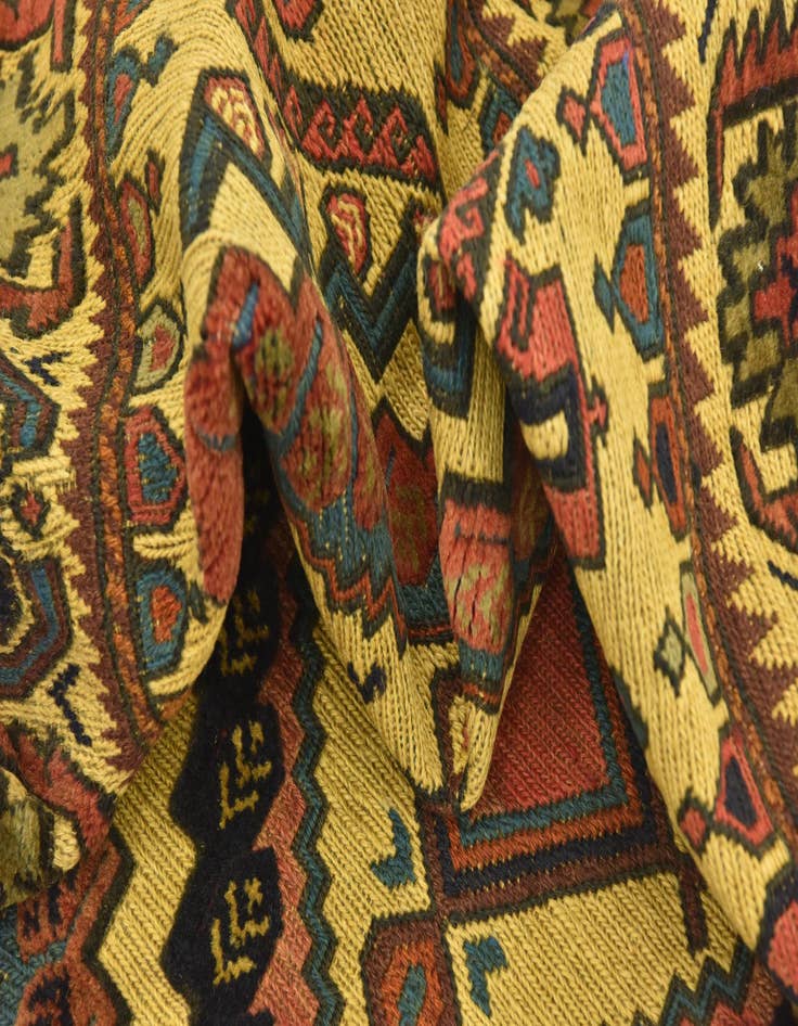 Detail image of 6' 8 x 9' 6  Hand Knotted Sumak Wool Rug