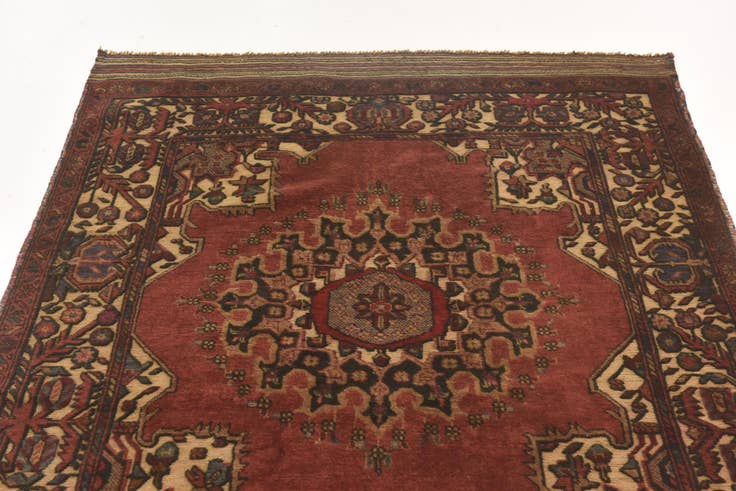 Detail image of 4' 2 x 6' 2 Hand Knotted Sumak Wool Rug