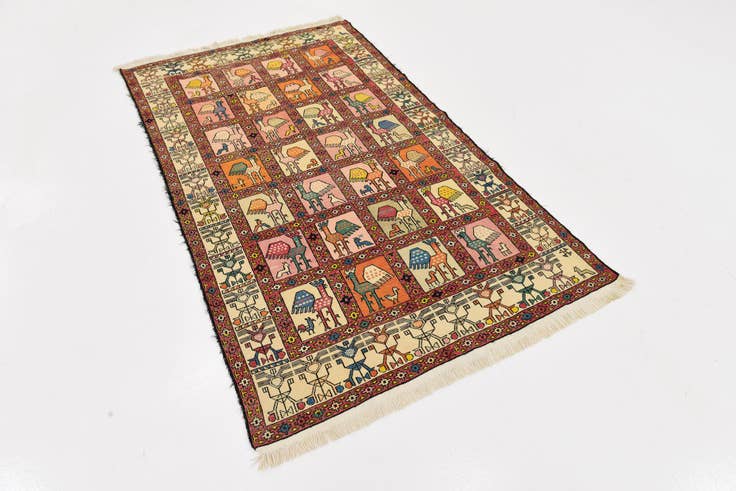 Detail image of 3' 10 x 6' Tapestry Wool Rug