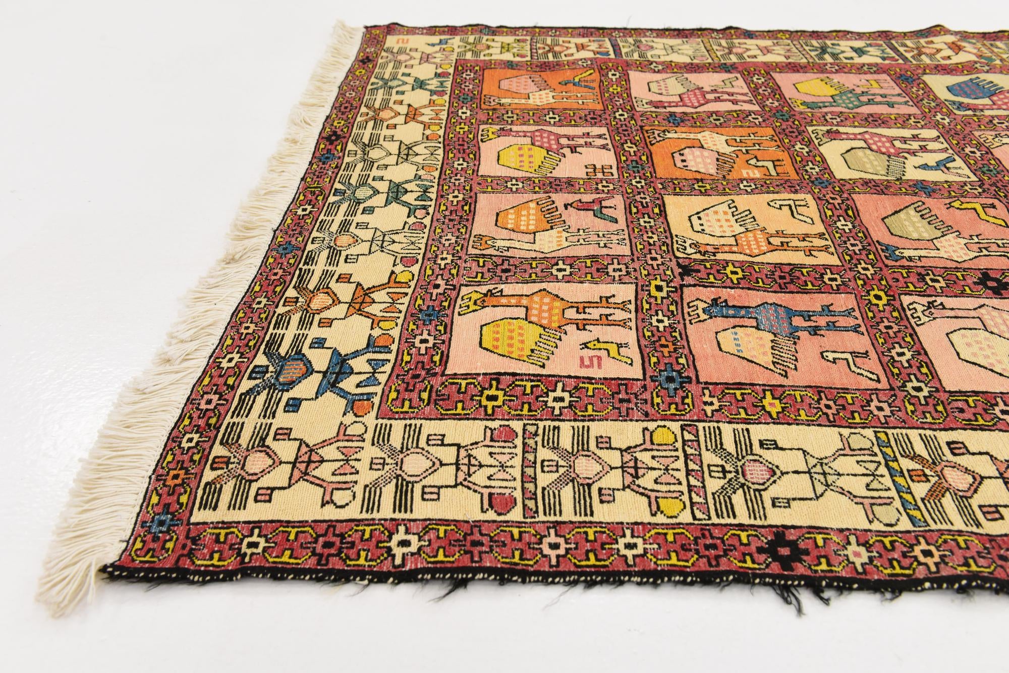 3' 10 x 6' Tapestry Wool Rug