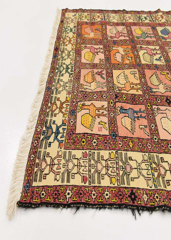 3' 10 x 6' Tapestry Wool Rug