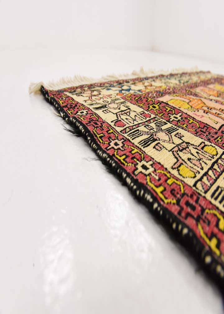 3' 10 x 6' Tapestry Wool Rug