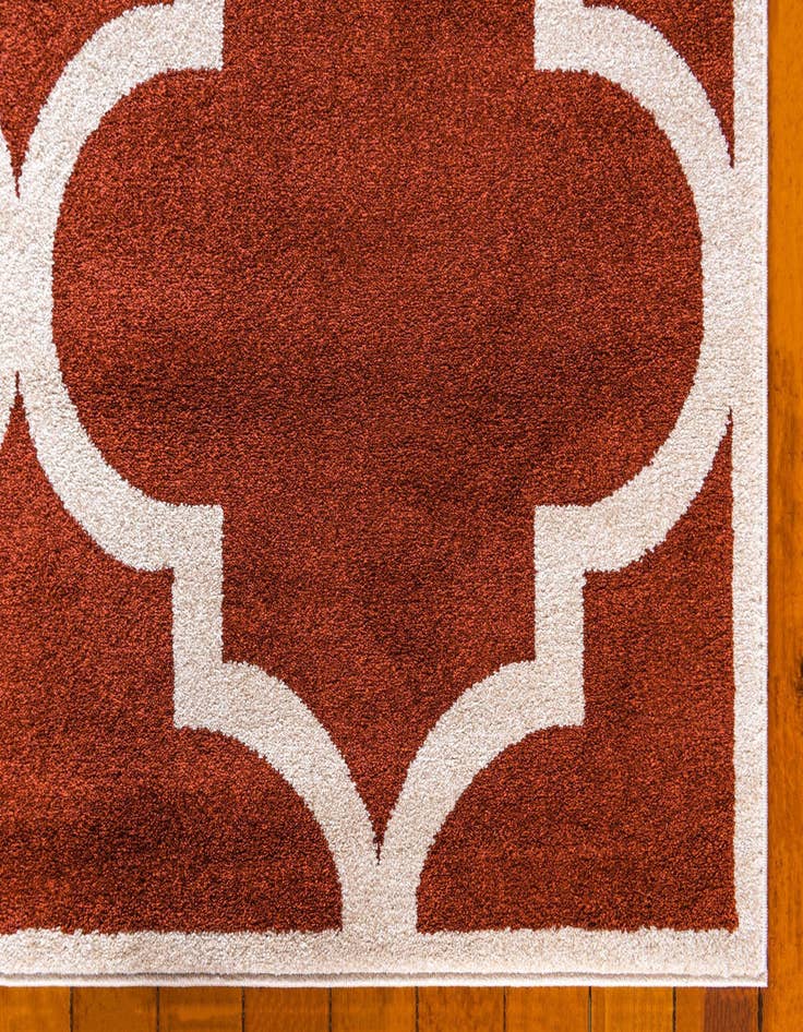 Detail image of 7' x 10' Trellis Rug