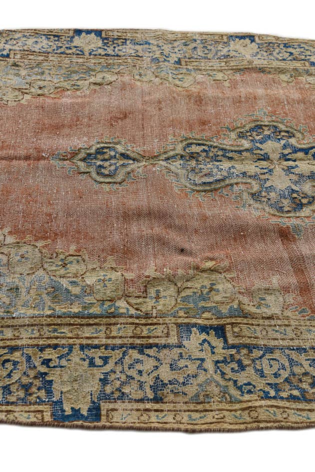 Detail image of 4' 5 x 6' 4 Hand Knotted Ultra Vintage Persian Wool Rug