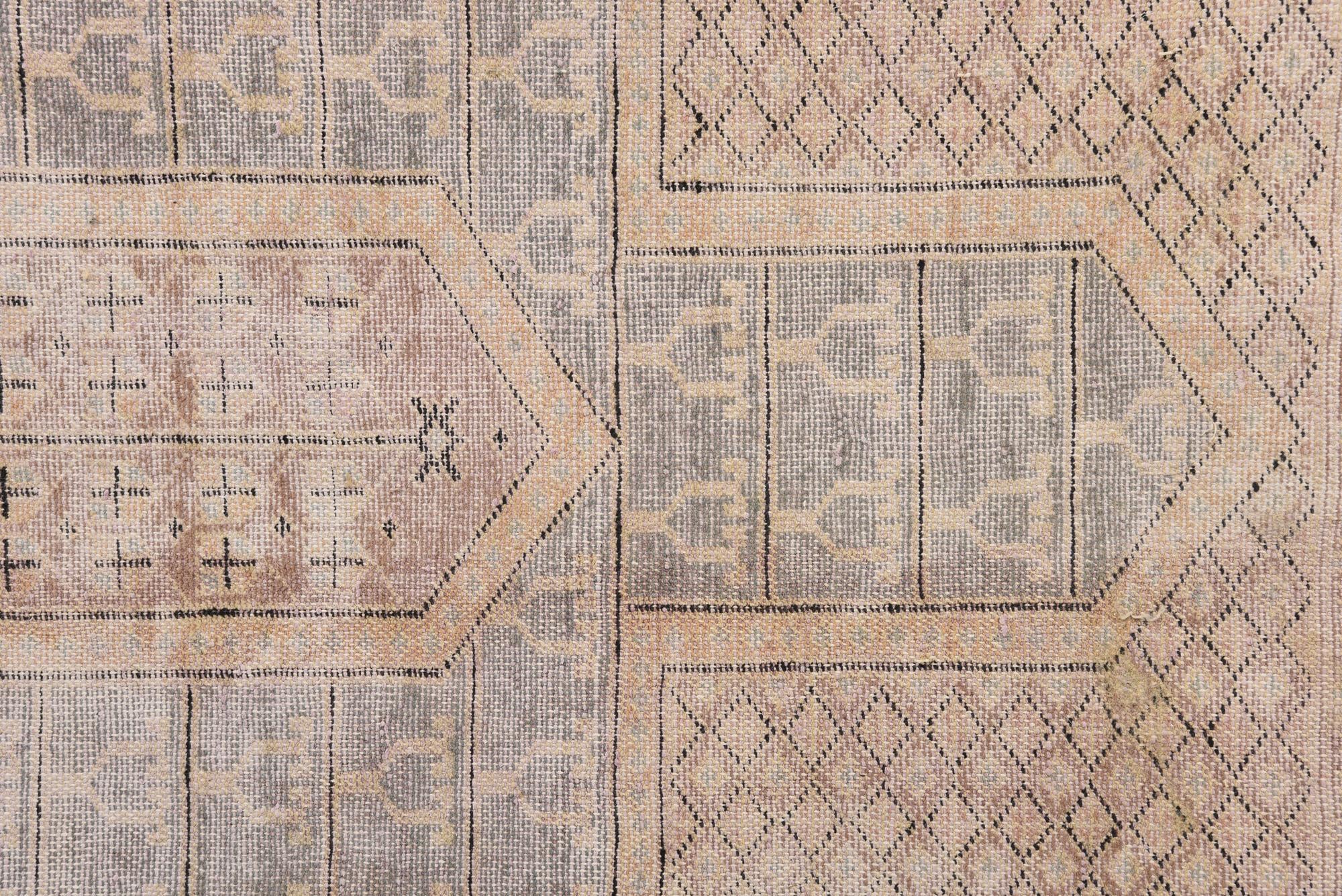 6' x 9' 3 Hand Knotted Ultra Vintage Persian Wool Rug