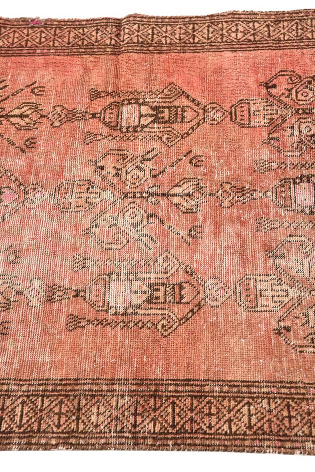 Detail image of 2' 10 x 5' 7 Hand Knotted Ultra Vintage Persian Wool Rug